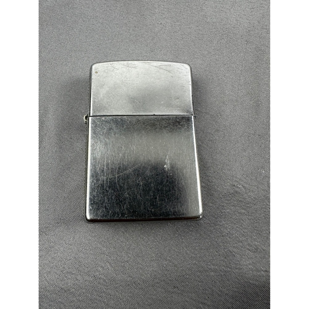 2 vintage Zippo lighters, need repair, untested‎
